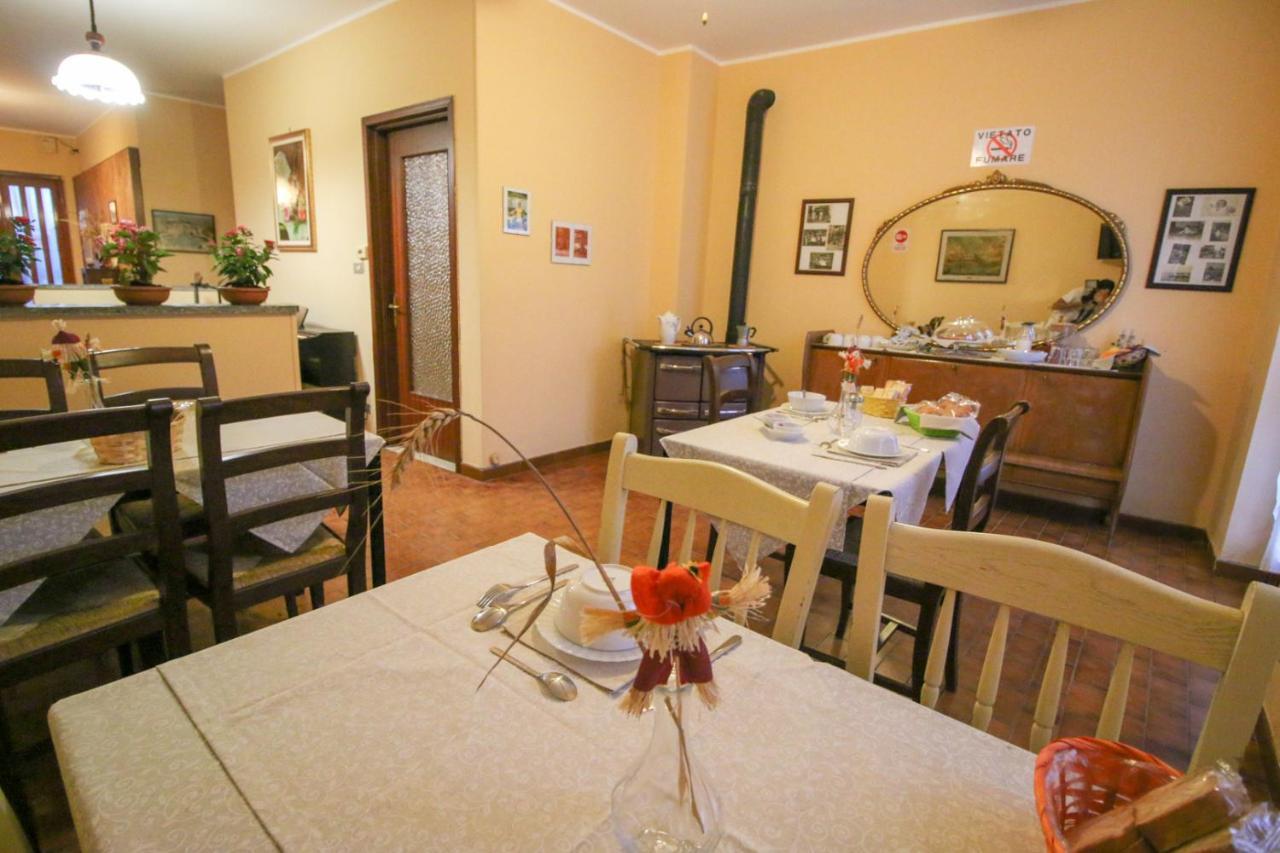 Spighe Paglia E Girasole Panzió Candia Canavese Kültér fotó