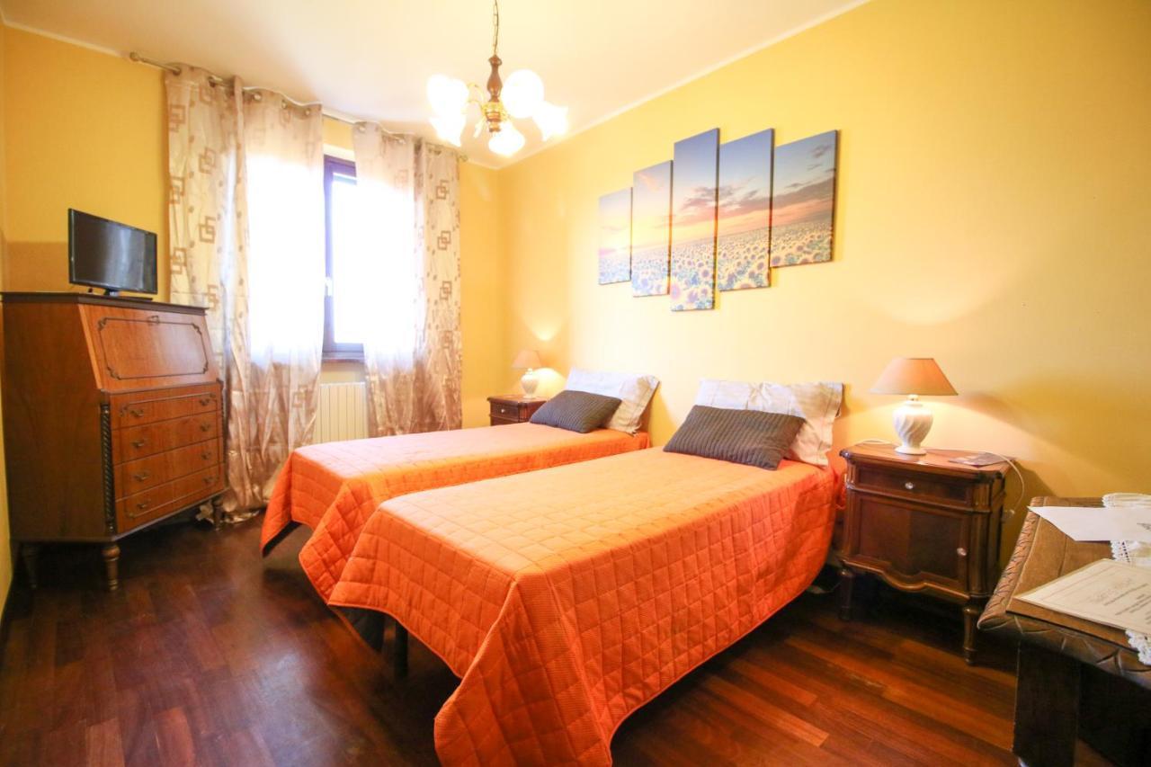 Spighe Paglia E Girasole Panzió Candia Canavese Kültér fotó